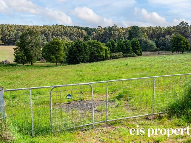 Land for sale in Geeveston, Tasmania