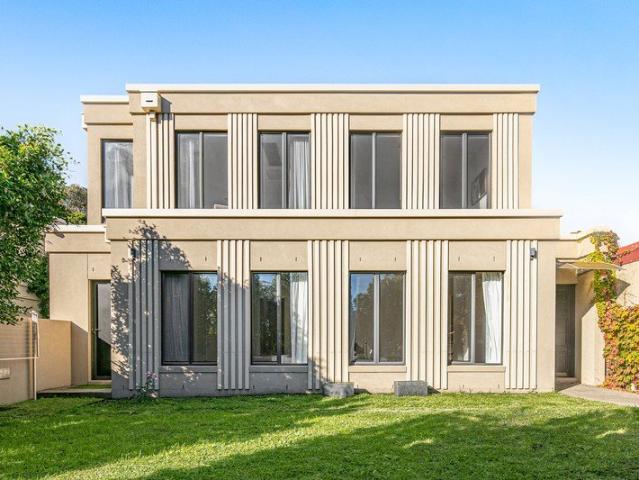 Townhouse for sale in Camerons Creek, Victoria