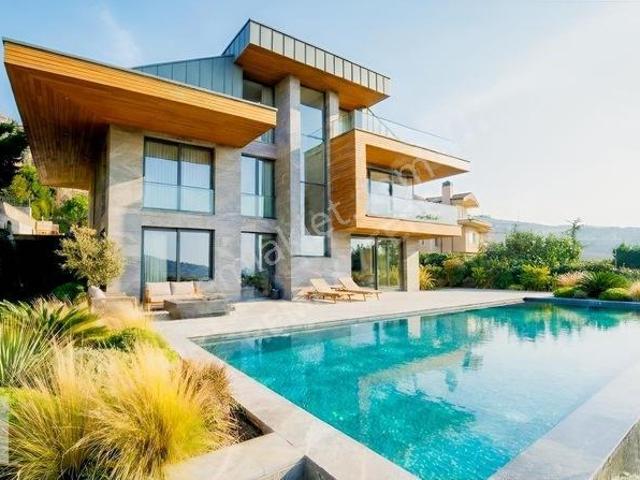 Acarlar Mahallesi, Beykoz içerisinde satılık Villa