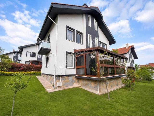 Şile, İstanbul içerisinde satılık Villa
