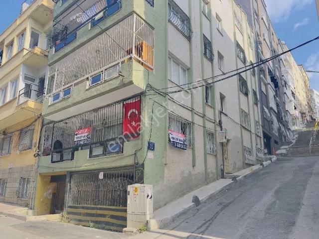 Konak, İzmir içerisinde satılık mülk