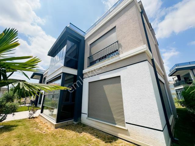 Serdivan, Sakarya içerisinde satılık Villa