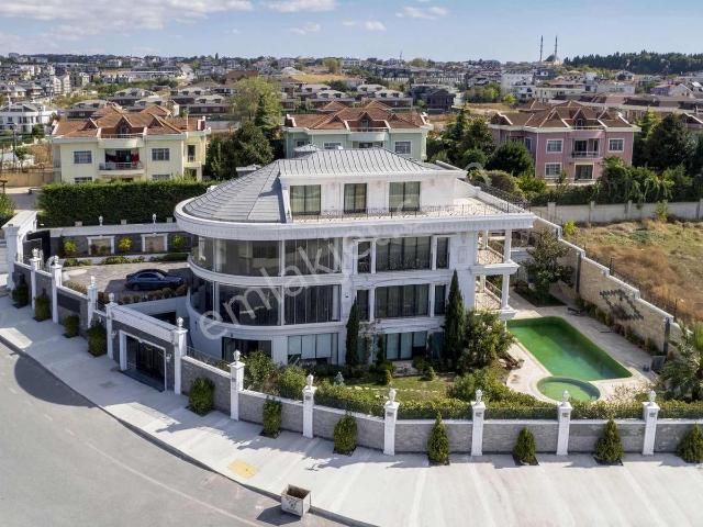 Beylikdüzü, İstanbul içerisinde satılık Villa