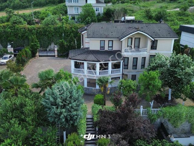 Serdivan, Sakarya içerisinde satılık Villa