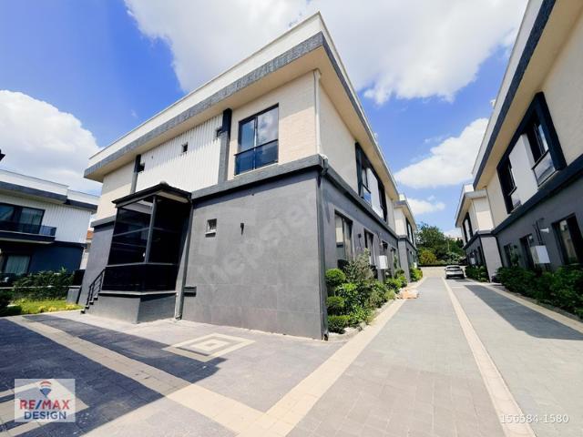 Karapınar Mahallesi, Adapazarı içerisinde satılık Villa
