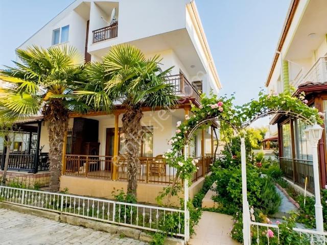 Marmaraereğlisi, Tekirdağ içerisinde satılık Villa