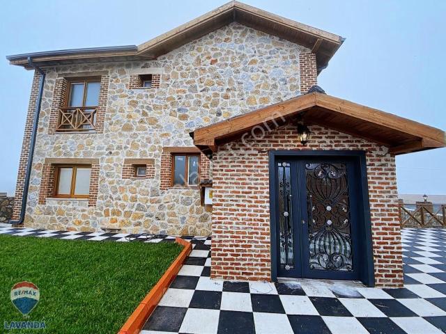 Kırklareli Merkez, Kirklareli içerisinde satılık Villa