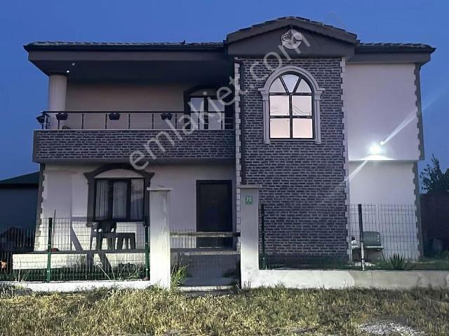 Saray, Tekirdağ içerisinde satılık Villa