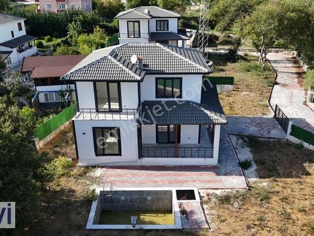 Pamukova, Sakarya içerisinde satılık Villa