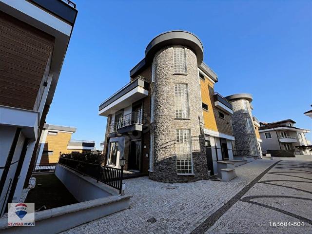 Serdivan, Sakarya içerisinde satılık Villa