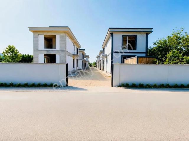 Serdivan, Sakarya içerisinde satılık Villa