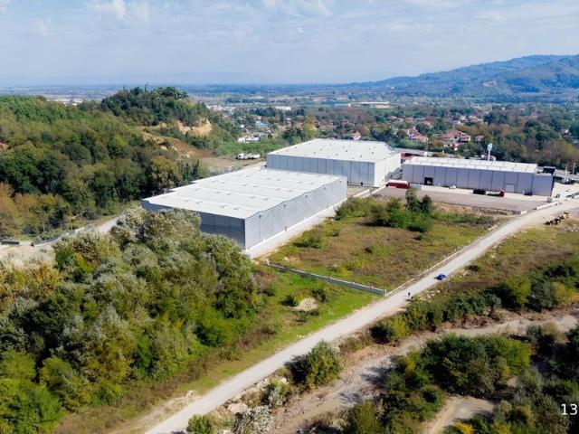 Adliye, Arifiye içerisinde satılık Dükkan