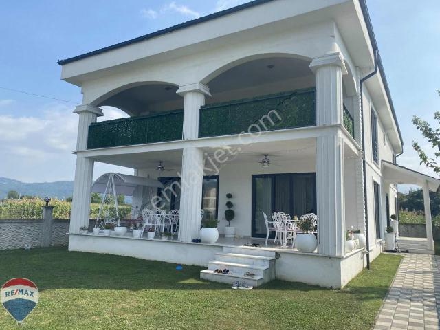 Akyazi, Sakarya içerisinde satılık Villa