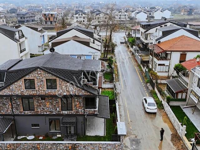 Kocaali, Sakarya içerisinde satılık Villa
