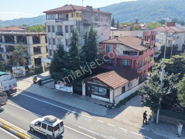 Güldibi, Sapanca içerisinde satılık Bina
