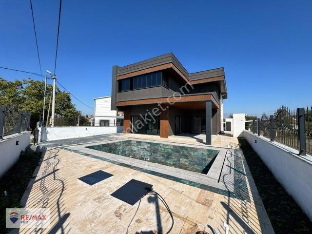 Paşaköy, Altıeylül içerisinde satılık Villa
