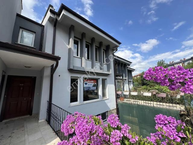 Serdivan, Sakarya içerisinde kiralık Villa