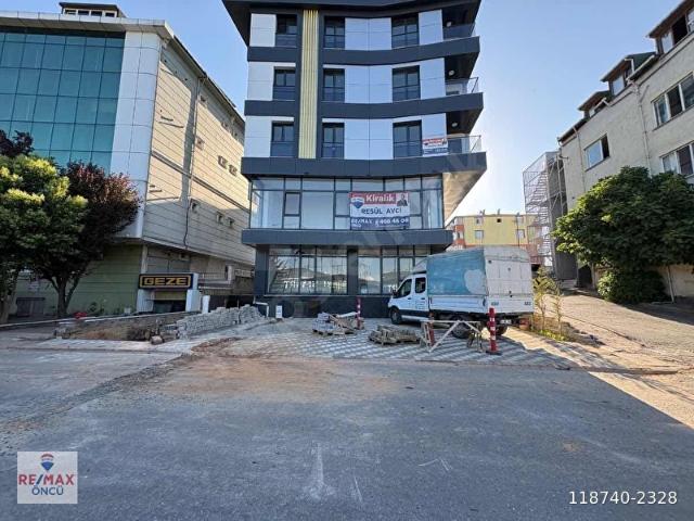 Ümraniye, İstanbul içerisinde satılık Dükkan