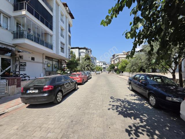 Girne Mahallesi, Efeler içerisinde kiralık mülk