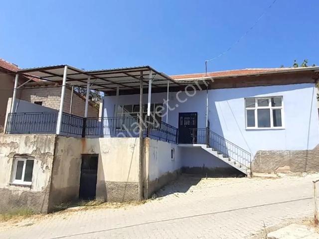 Bayağıl, Ulukışla içerisinde satılık Villa