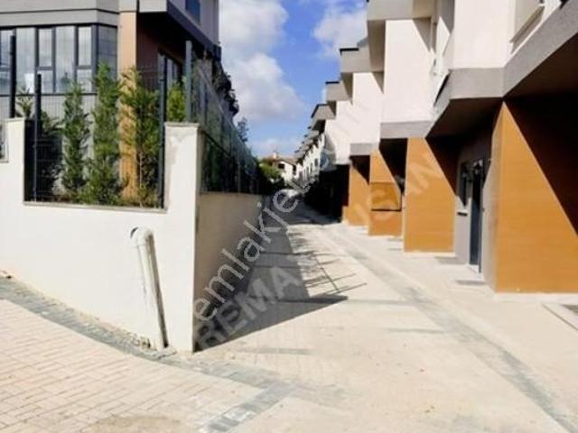 Arnavutköy, İstanbul içerisinde satılık Villa
