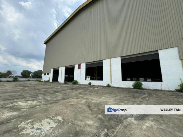 Warehouse for rent in Malaka