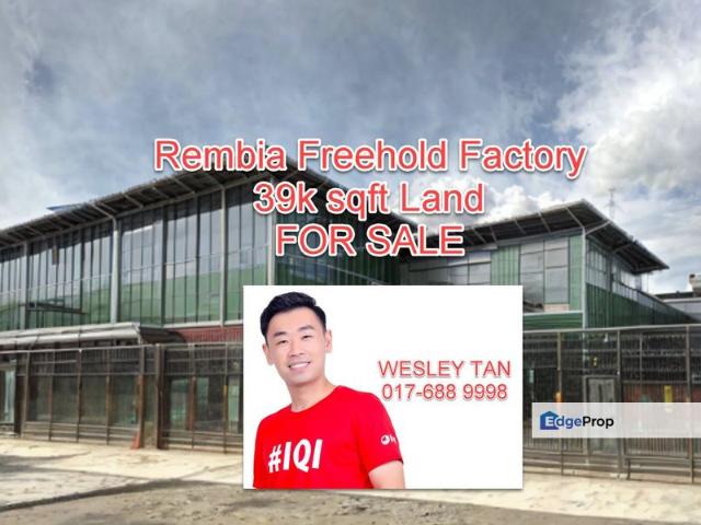 Warehouse for sale in Rembia, Malaka