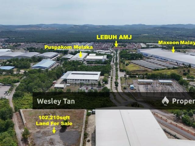 Property for sale in Rembia, Malaka