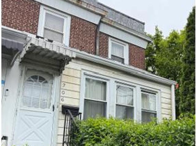 House for sale in Bridgeport