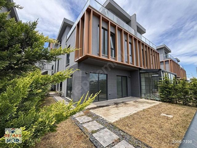 Serdivan, Sakarya içerisinde satılık Villa