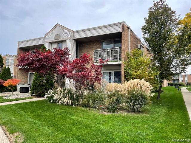 Apartment for rent in Keego Harbor, Michigan