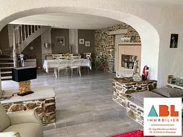 Maison vente à Le Pontreau, Remouillé