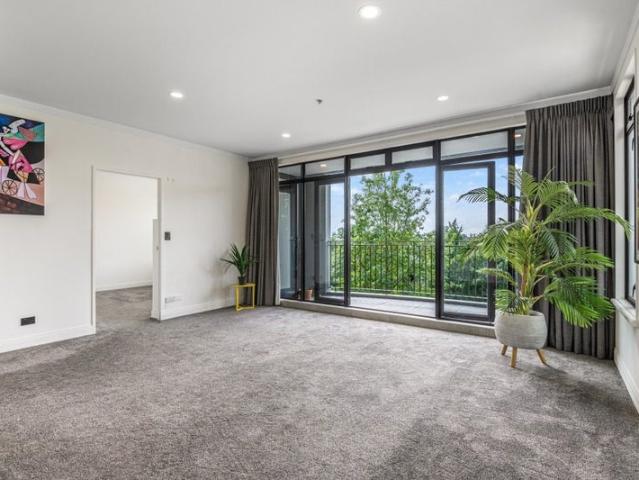 Apartment for rent in Newmarket, Auckland