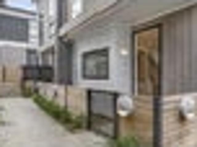 Townhouse for rent in Hillersden