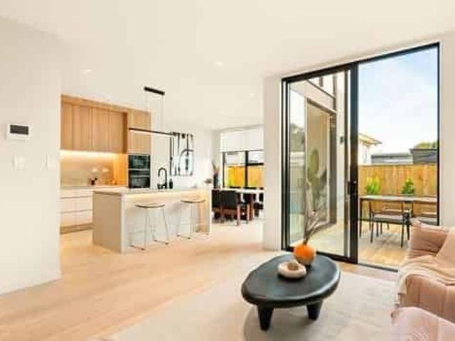 Townhouse for rent in Hillersden