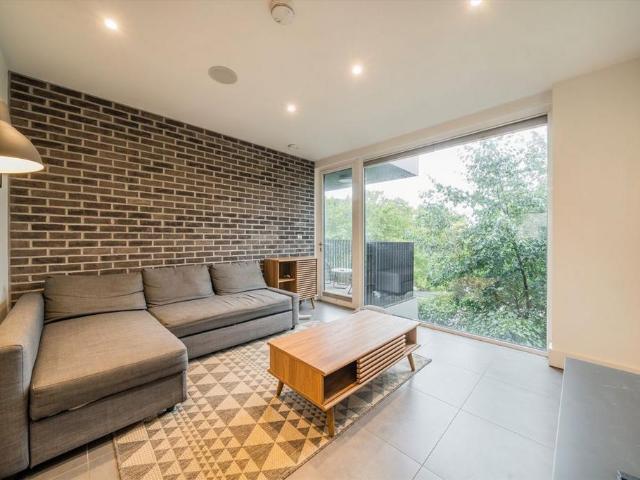 House for rent in Old Ford, Bow