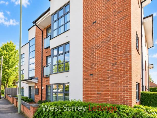 Apartment for rent in Addlestone, Runnymede