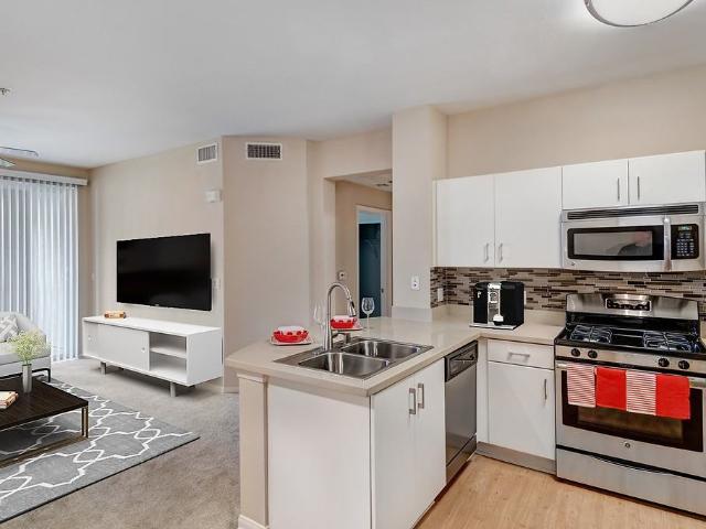 Apartment for rent in Orange, California