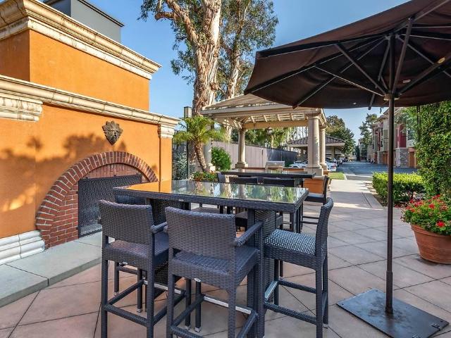 Apartment for rent in Orange, California