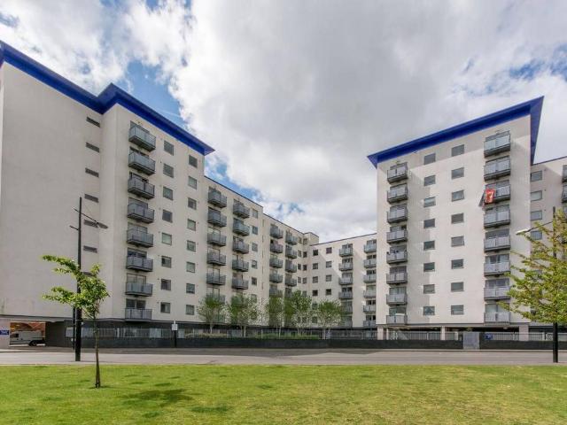 Apartment for rent in London Borough of Hounslow, Greater London