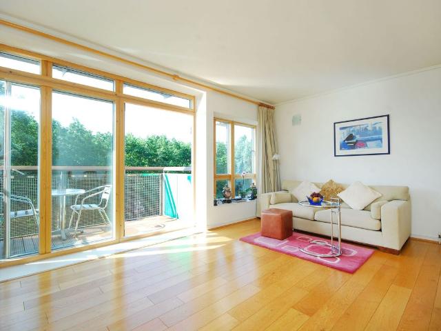 Apartment for rent in Greenwich Millennium Village, Greater London