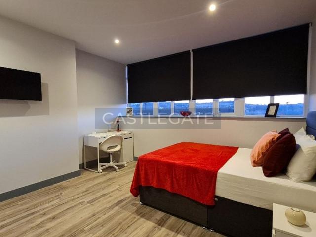 Room for rent in Folly Hall, Kirklees