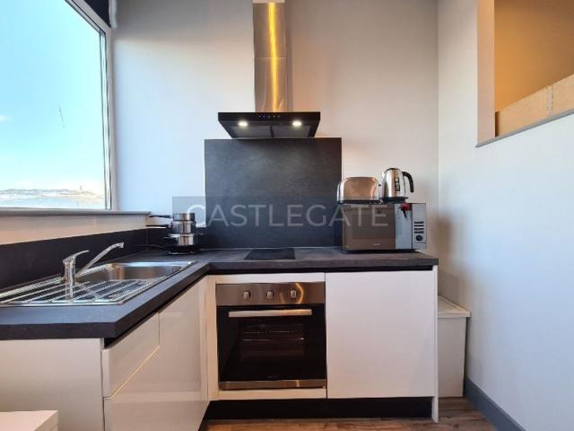 Studio for rent in Folly Hall, Kirklees