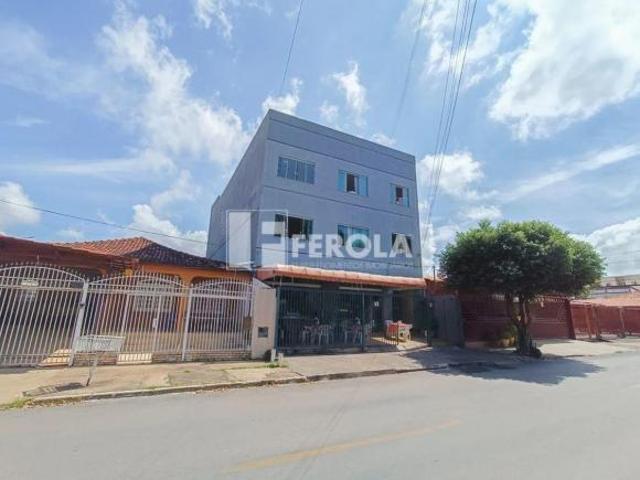 Ponto Comercial venda em QI 10, Guará
