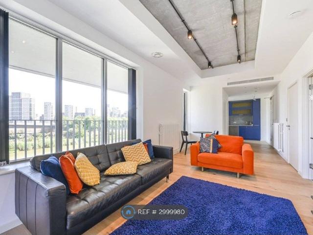 House for rent in Blackwall, Greater London