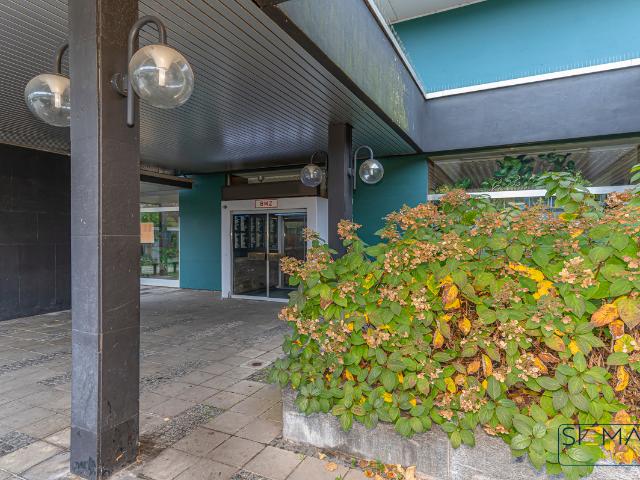 Wohnung kaufen in Thalkirchen-Obersendling-Forstenried-Fürstenried-Solln, München