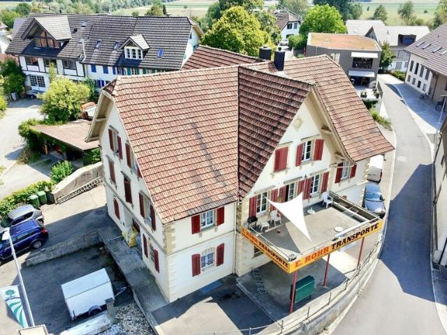 Mehrfamilienhaus kaufen in Bünzen, Aargau