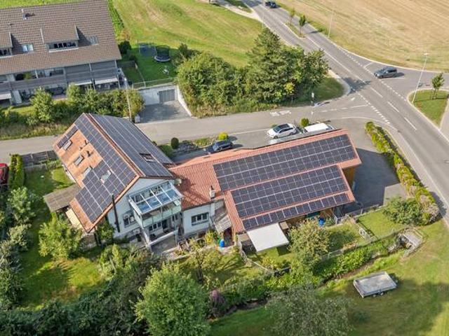Mehrfamilienhaus kaufen in Veltheim (AG), Aargau