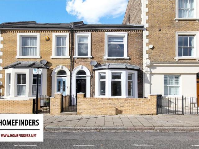 Apartment for rent in Lower Clapton, Greater London