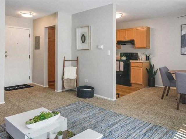 Apartment for rent in Aurora, Kane County